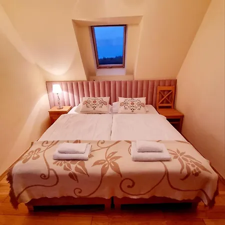 Bed & Breakfast Regina Ii &