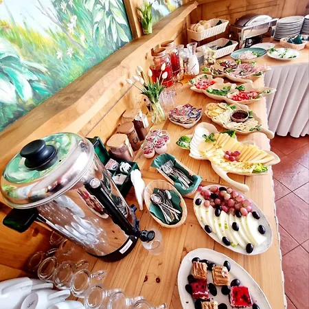 Regina Ii & Bed & Breakfast